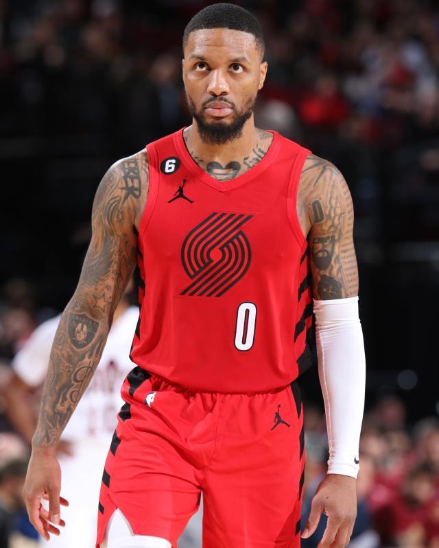 九游娱乐-开拓者紧攥未来不愿补强 空头支票逼走利拉德？