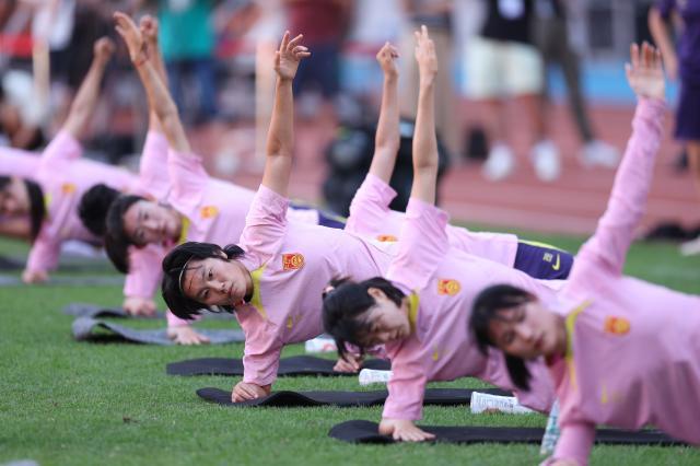 九游娱乐-女足世界杯未战中国队已输？热身赛最少英格兰19场