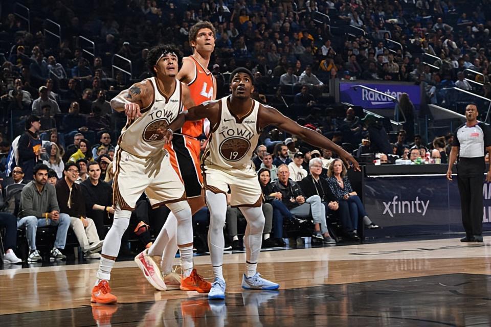 九游娱乐平台-惨败中为数不多的亮点了，前火箭弃将也许有机会在勇士站稳脚跟？