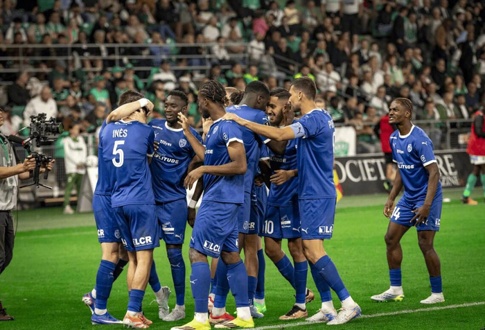 九游娱乐app-特鲁瓦3-0胜圣埃蒂安锁定法甲席位，时隔3年重返顶级联赛|法乙|客场|法国足球乙级联赛|梅斯|法国_新浪体育_新浪新闻
